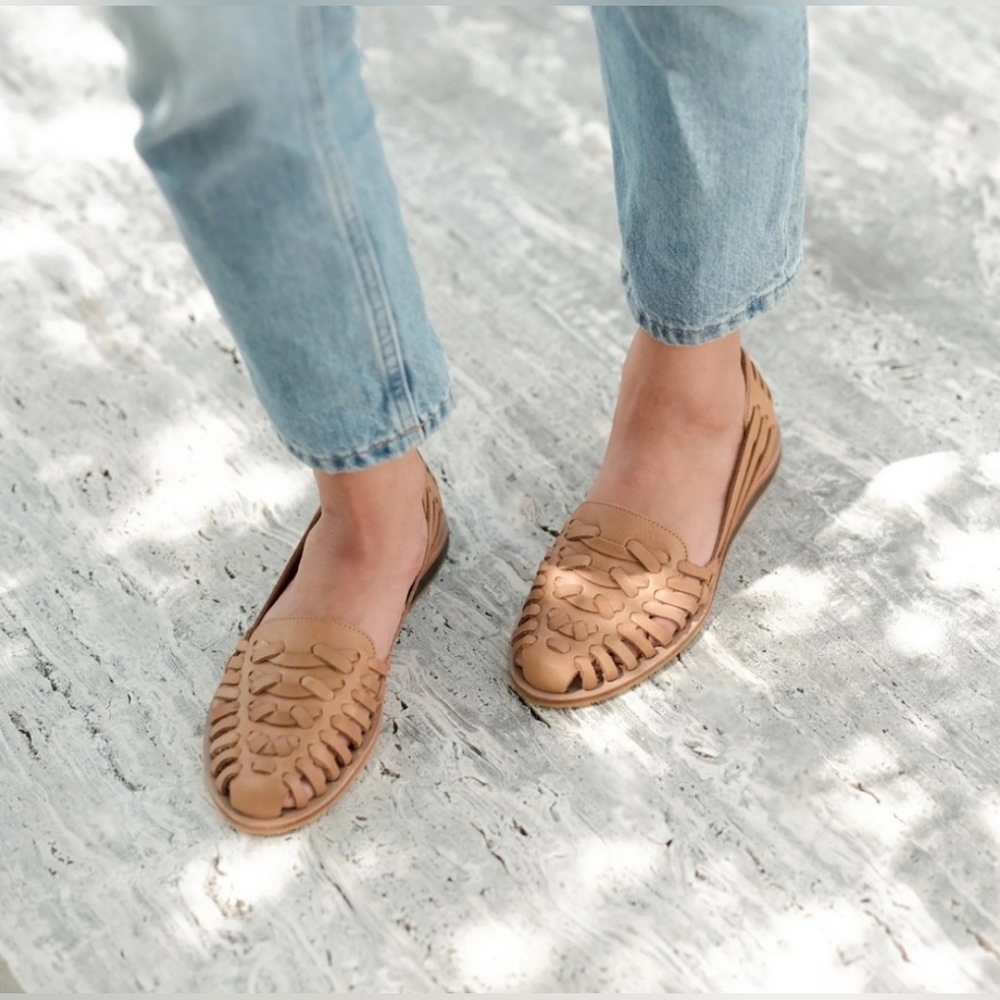 Nisolo Huarache Flat Sandal Size 5 Euc